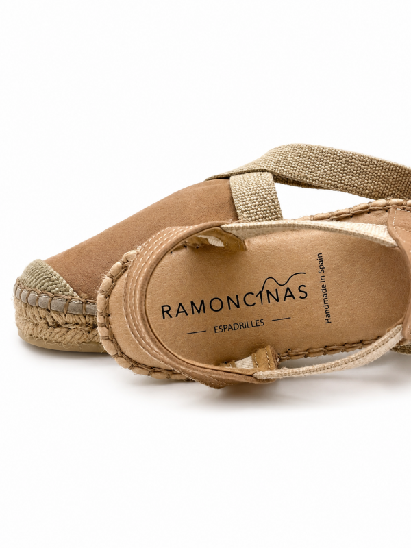 C52913EF-5293-400E-A1E7-75E8AC55B755 Lolita Camel